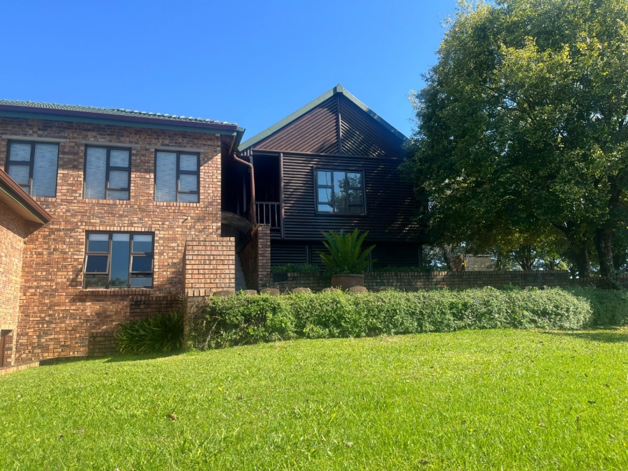 5 Bedroom Property for Sale in Clearwaters Cove Limpopo