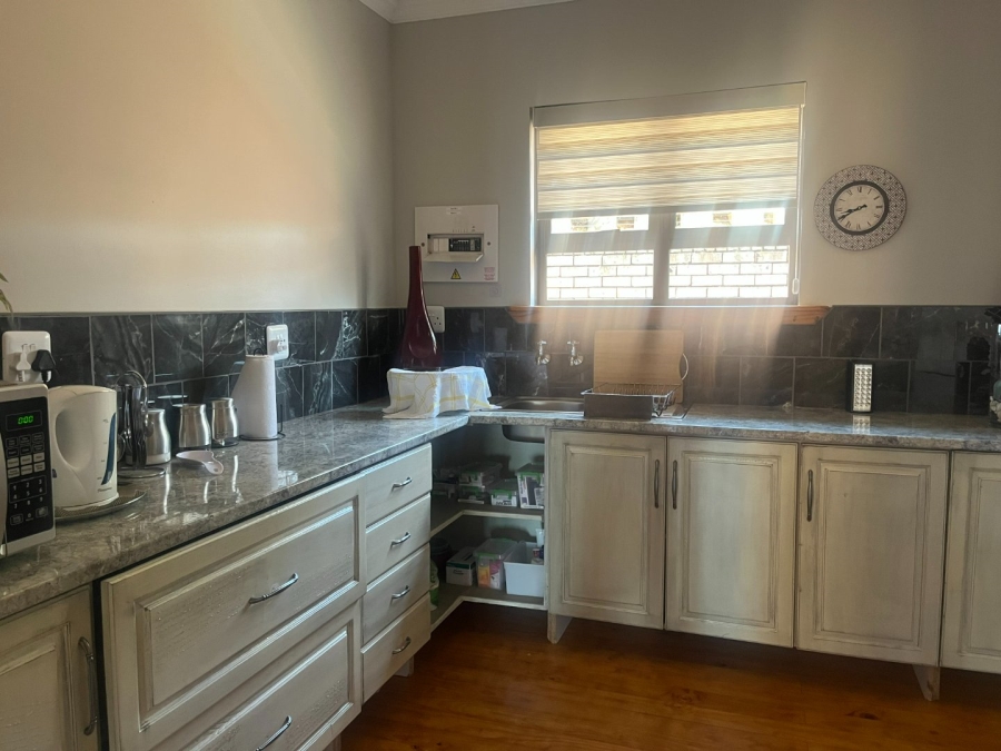 5 Bedroom Property for Sale in Clearwaters Cove Limpopo