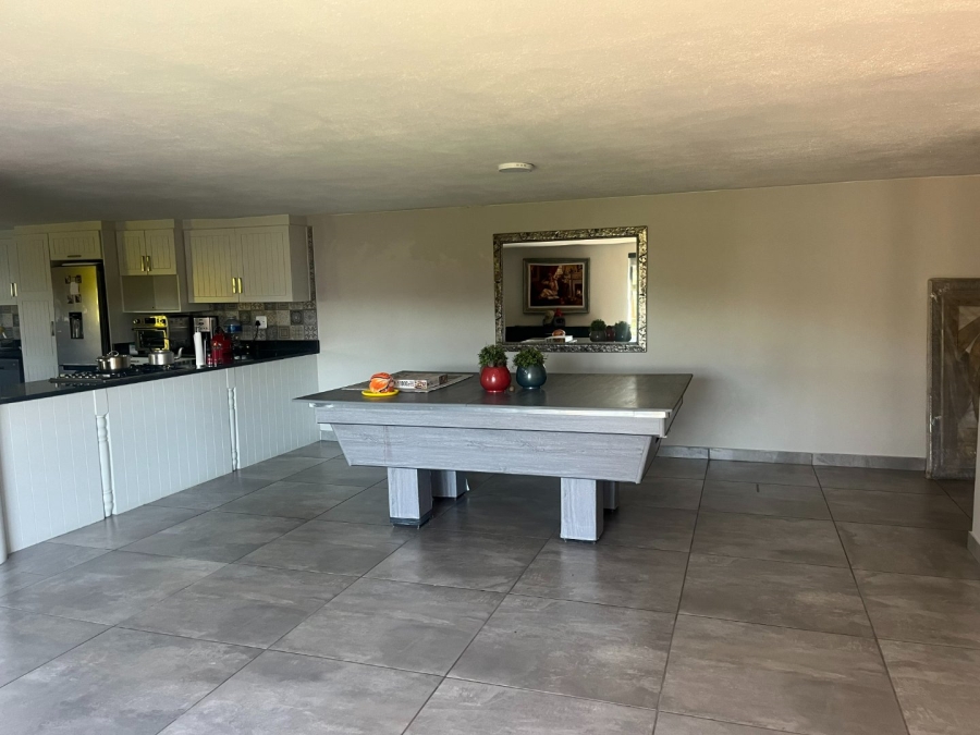 5 Bedroom Property for Sale in Clearwaters Cove Limpopo