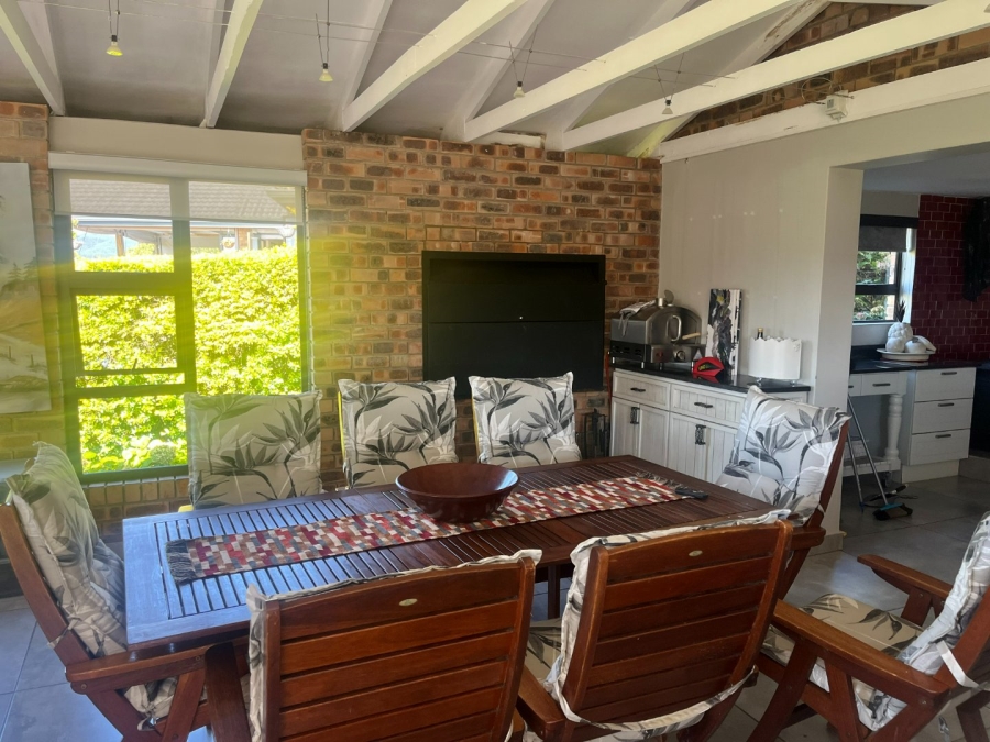 5 Bedroom Property for Sale in Clearwaters Cove Limpopo
