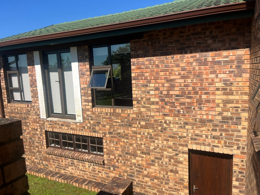 5 Bedroom Property for Sale in Clearwaters Cove Limpopo