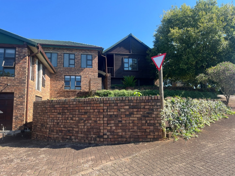 5 Bedroom Property for Sale in Clearwaters Cove Limpopo