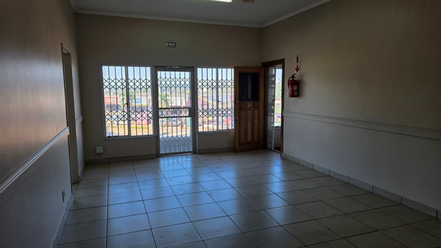 To Let Commercial Property for Rent in Sentra Park Limpopo