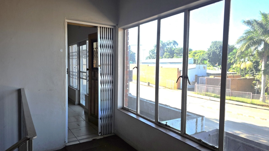To Let Commercial Property for Rent in Sentra Park Limpopo