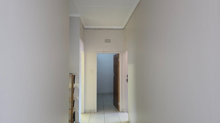 To Let Commercial Property for Rent in Sentra Park Limpopo