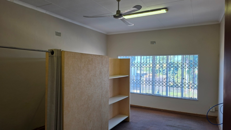 To Let Commercial Property for Rent in Sentra Park Limpopo