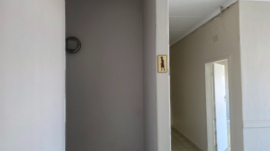 To Let Commercial Property for Rent in Sentra Park Limpopo