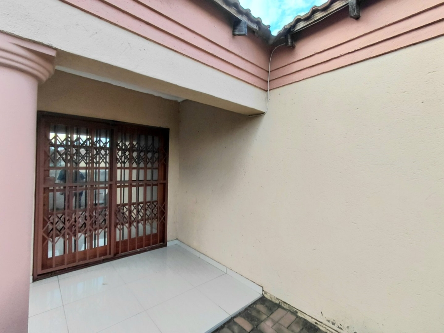 3 Bedroom Property for Sale in Mahlako-A-Phahla Gardens Limpopo