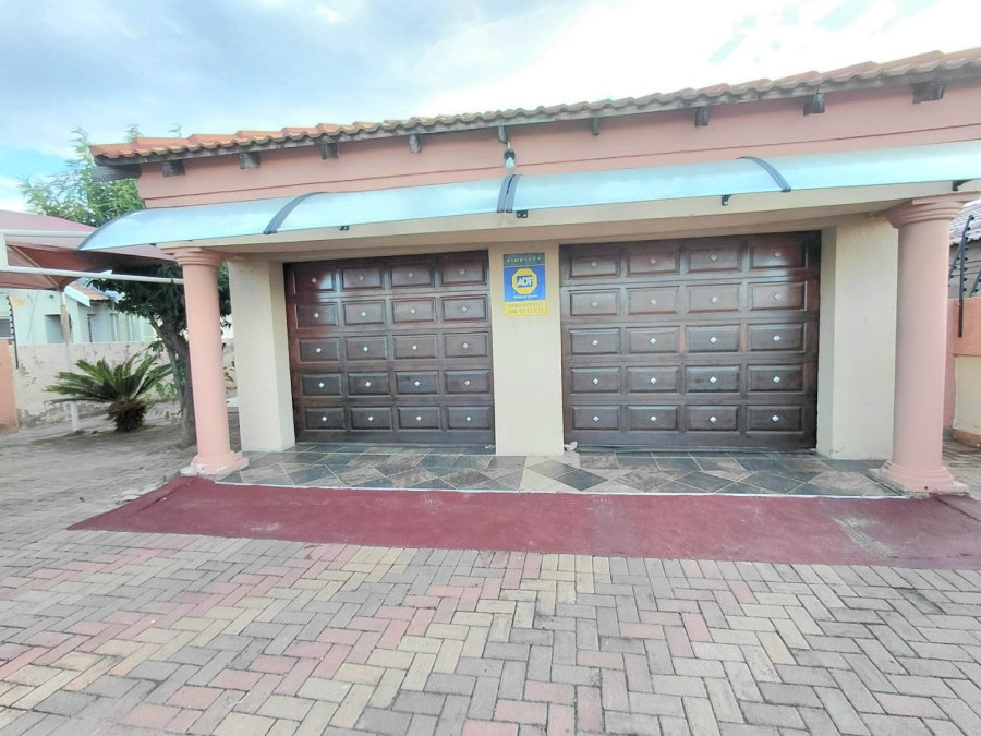 3 Bedroom Property for Sale in Mahlako-A-Phahla Gardens Limpopo