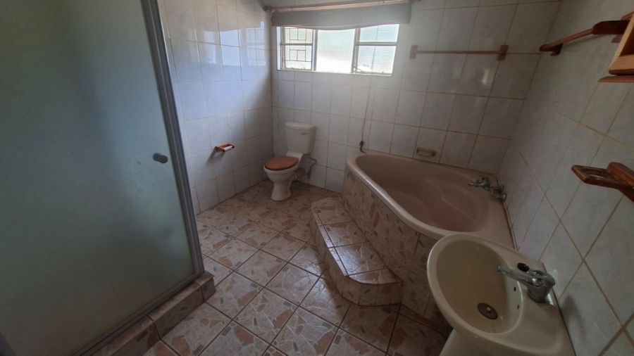 To Let 4 Bedroom Property for Rent in Mokopane Central Limpopo