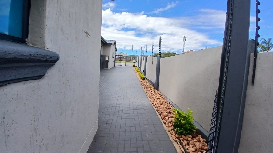 To Let  Bedroom Property for Rent in Eagles Crest Limpopo
