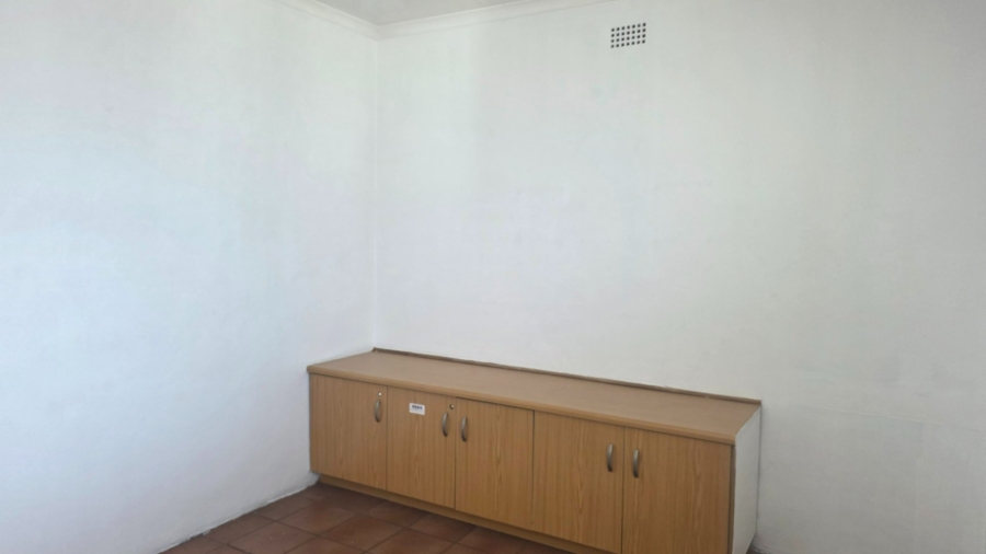 To Let Commercial Property for Rent in Tzaneen Industrial North Limpopo