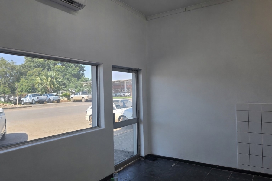 To Let Commercial Property for Rent in Tzaneen Industrial North Limpopo