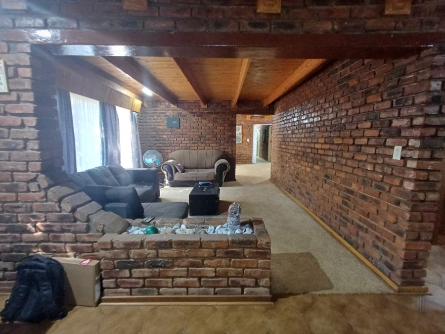 3 Bedroom Property for Sale in Thabazimbi Limpopo