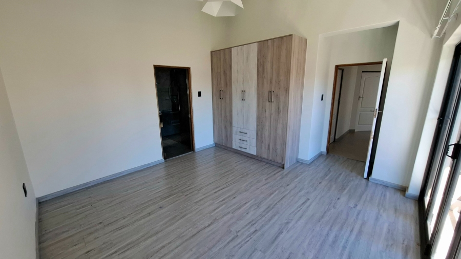To Let 3 Bedroom Property for Rent in Woodhill Estate Limpopo