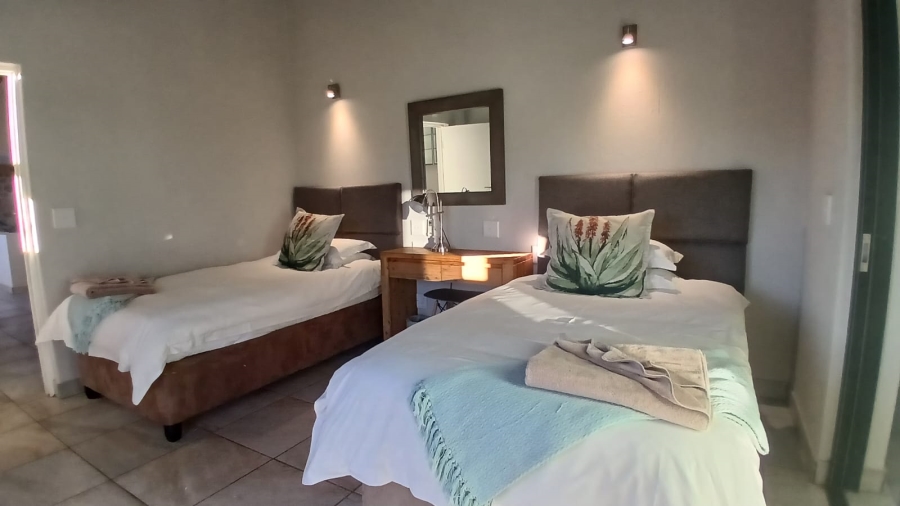 6 Bedroom Property for Sale in Vaalwater Limpopo