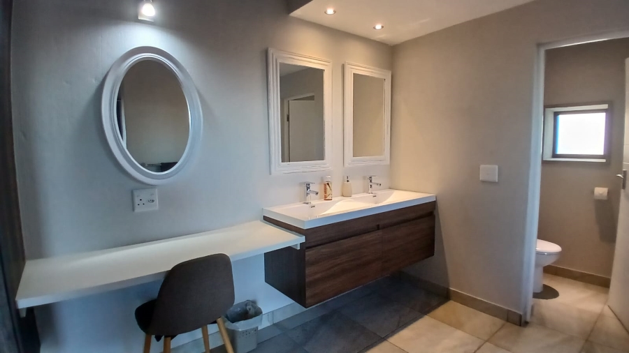 6 Bedroom Property for Sale in Vaalwater Limpopo