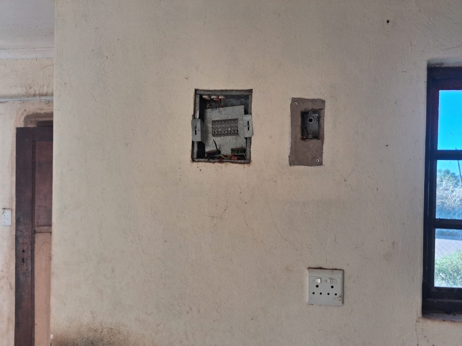 3 Bedroom Property for Sale in Lenyenye Limpopo