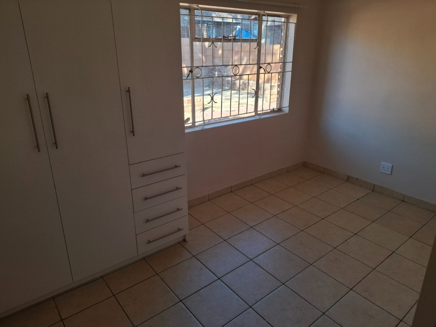 To Let 3 Bedroom Property for Rent in Moregloed Limpopo