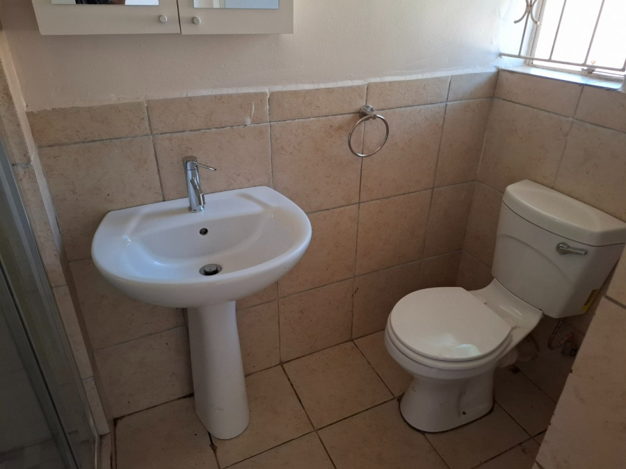 To Let 3 Bedroom Property for Rent in Moregloed Limpopo