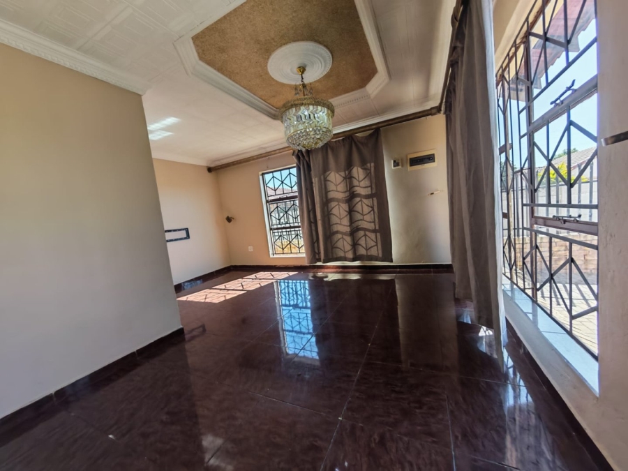 3 Bedroom Property for Sale in Lesedi Park Limpopo
