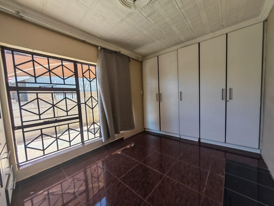 3 Bedroom Property for Sale in Lesedi Park Limpopo