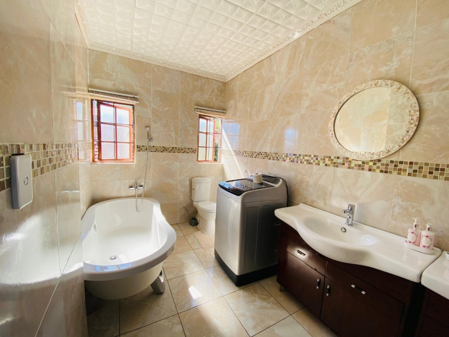 6 Bedroom Property for Sale in Gakgapane Limpopo