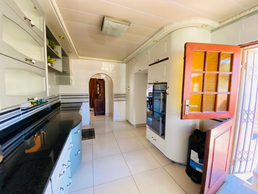 6 Bedroom Property for Sale in Gakgapane Limpopo