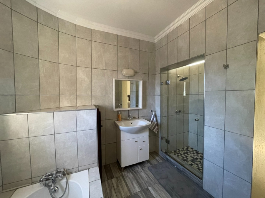 4 Bedroom Property for Sale in Bendor Limpopo