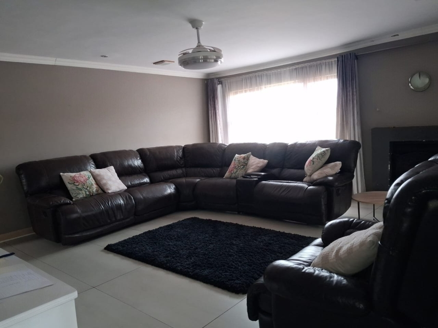 4 Bedroom Property for Sale in Chroompark Limpopo