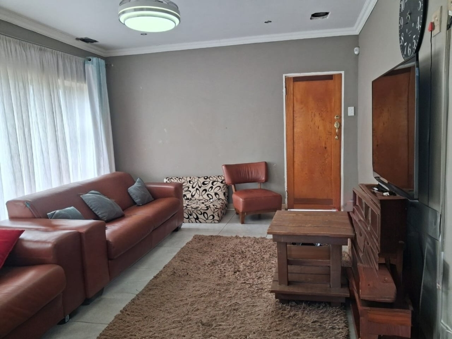 4 Bedroom Property for Sale in Chroompark Limpopo