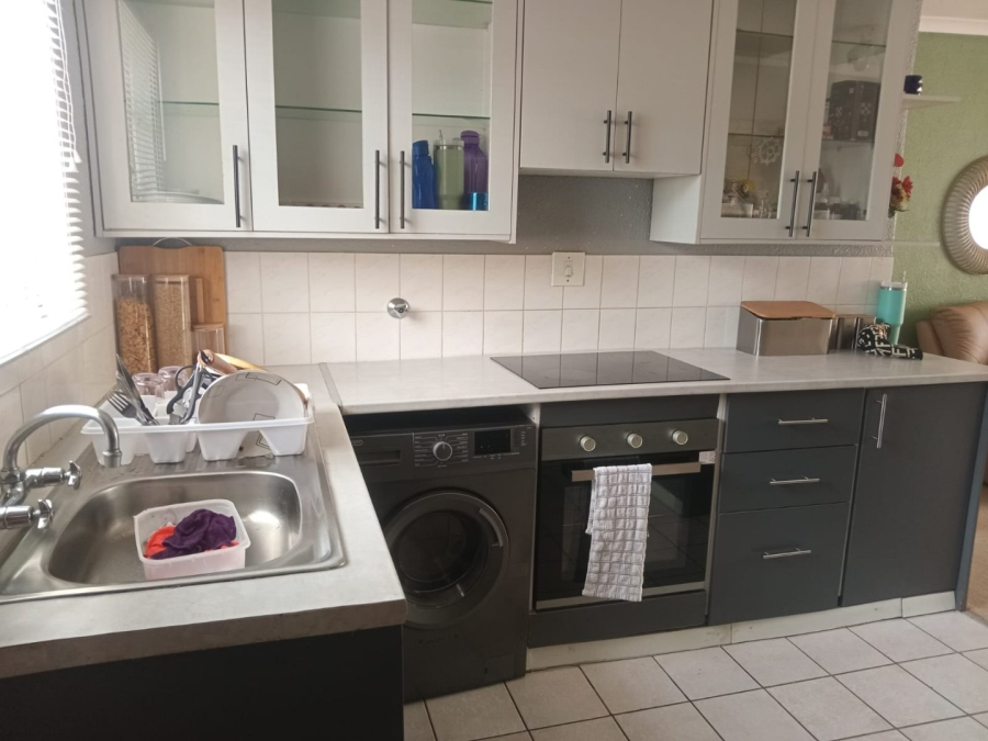 To Let 2 Bedroom Property for Rent in Bendor Limpopo
