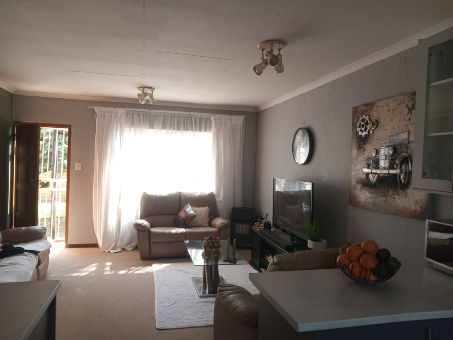 To Let 2 Bedroom Property for Rent in Bendor Limpopo
