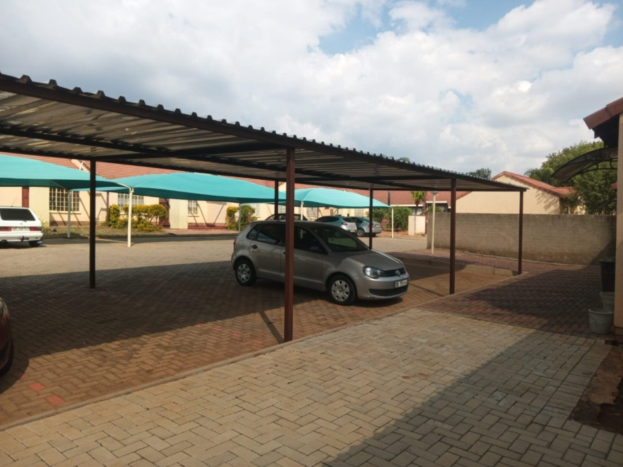 To Let 2 Bedroom Property for Rent in Bendor Limpopo