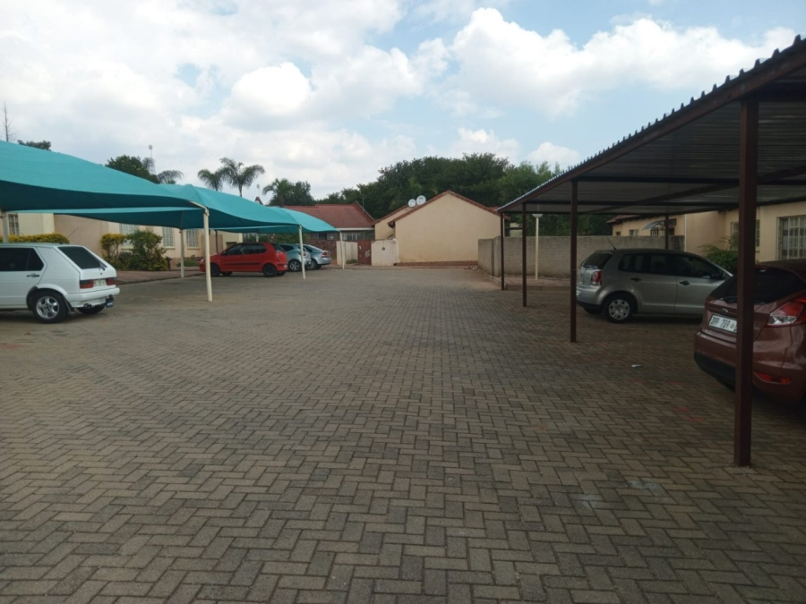 To Let 2 Bedroom Property for Rent in Bendor Limpopo