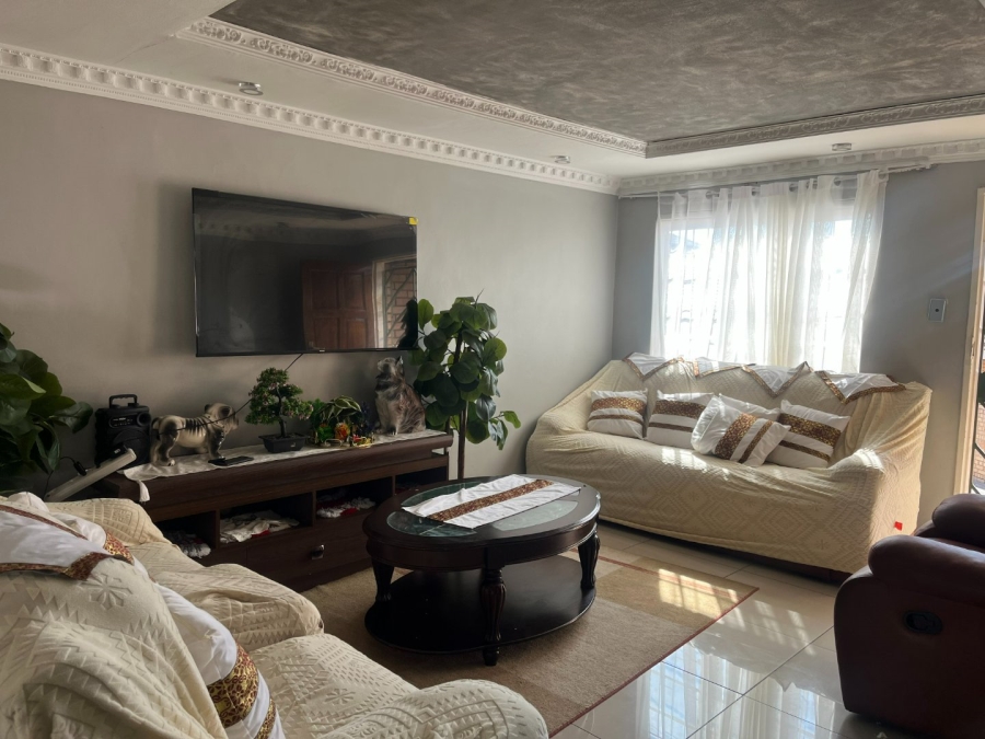 3 Bedroom Property for Sale in Fauna Park Limpopo