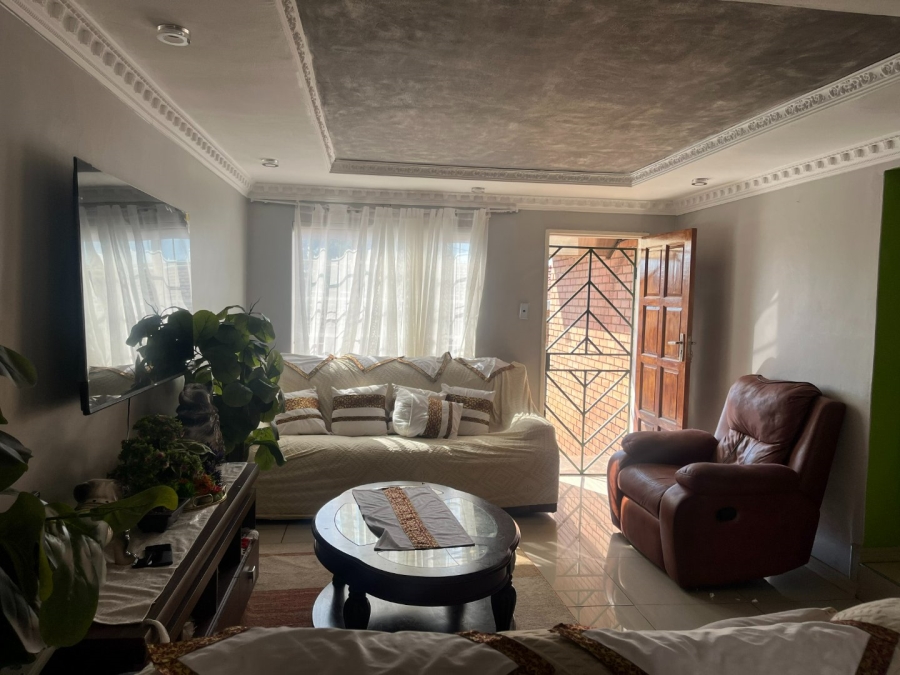 3 Bedroom Property for Sale in Fauna Park Limpopo