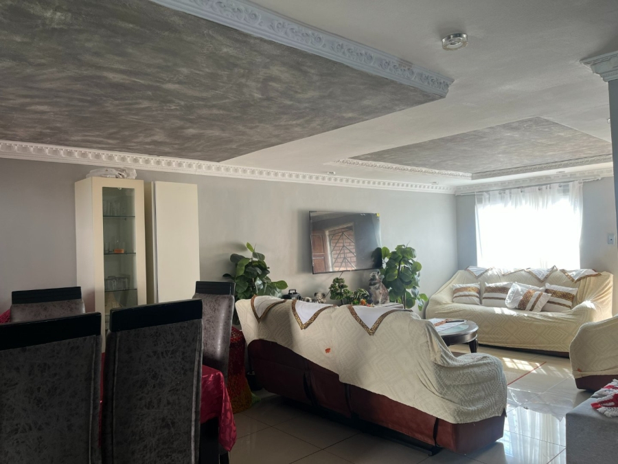3 Bedroom Property for Sale in Fauna Park Limpopo