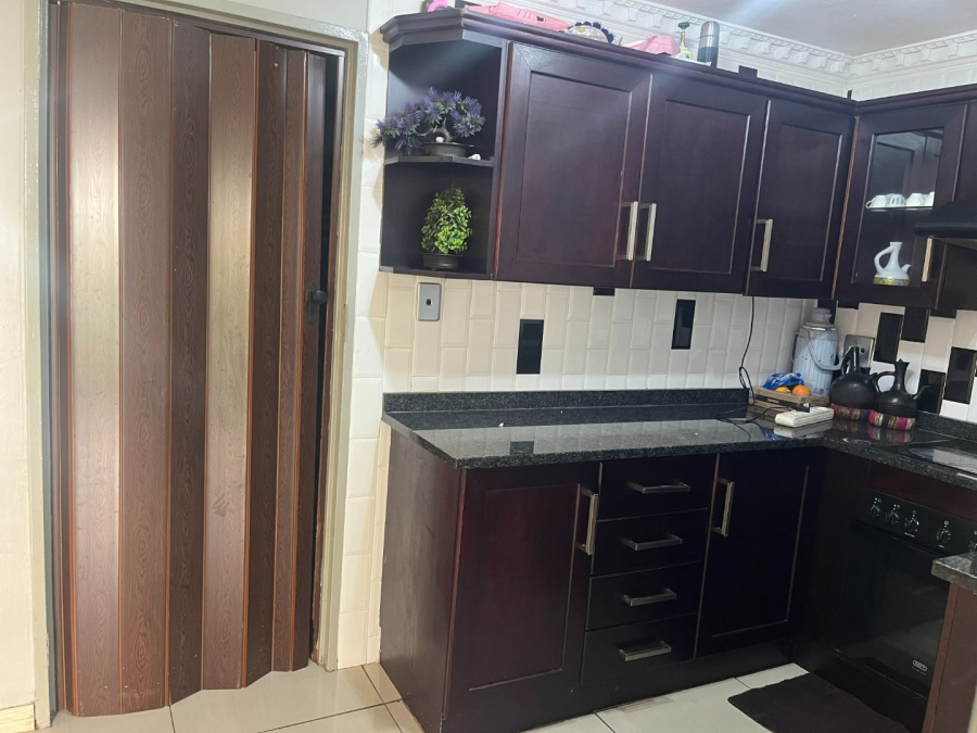 3 Bedroom Property for Sale in Fauna Park Limpopo