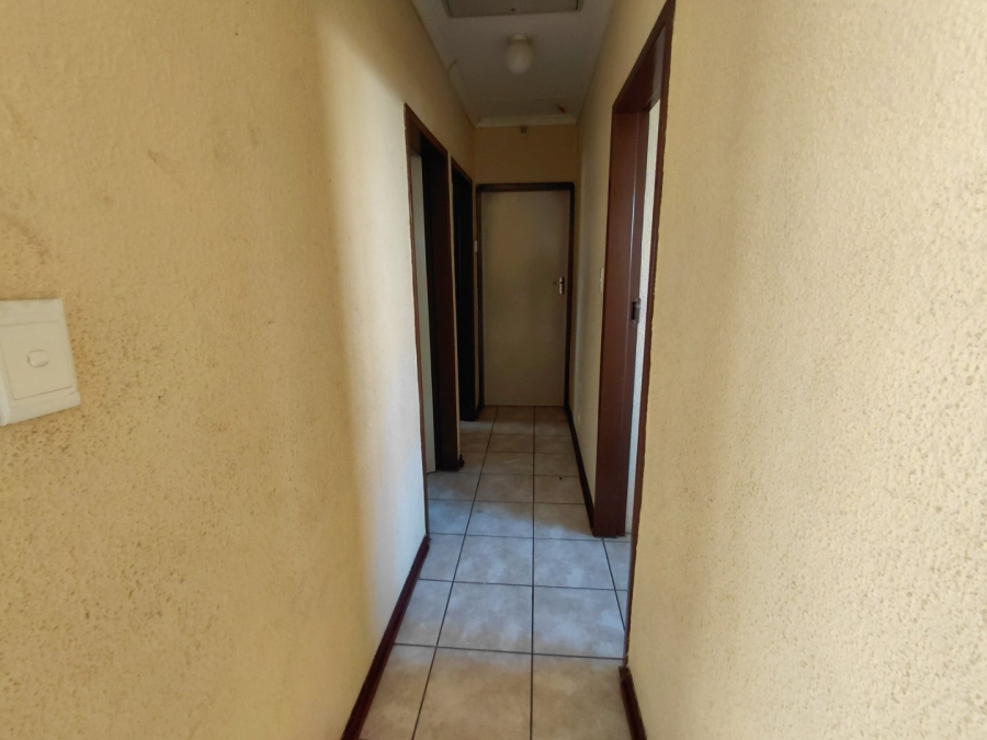 3 Bedroom Property for Sale in Mahlako-A-Phahla Gardens Limpopo