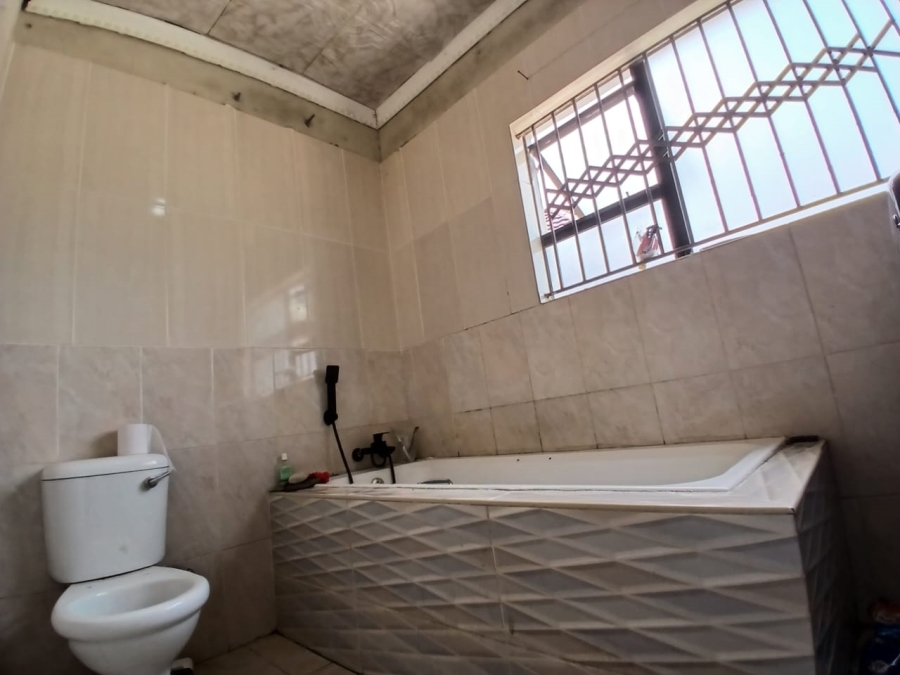 To Let 3 Bedroom Property for Rent in Modjadji Limpopo