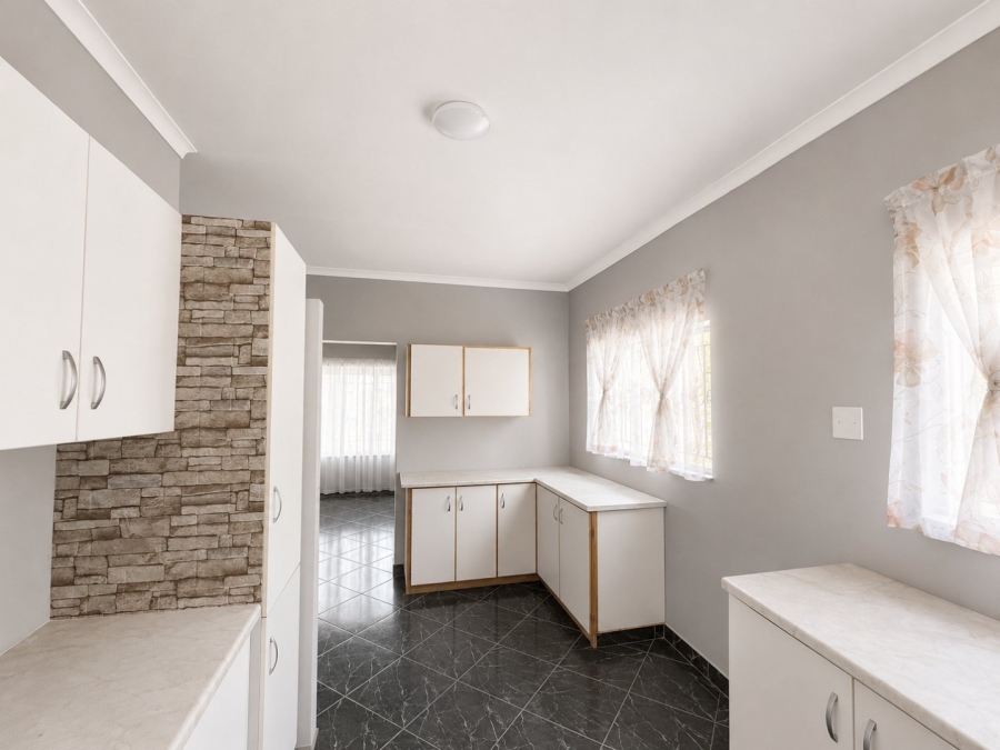 To Let 3 Bedroom Property for Rent in Fauna Park Limpopo