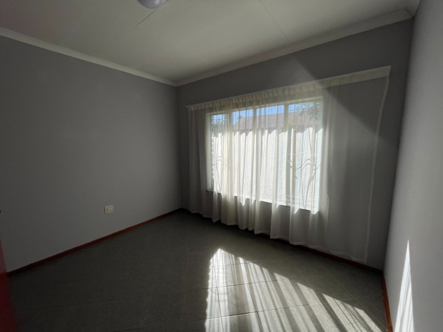 To Let 3 Bedroom Property for Rent in Fauna Park Limpopo