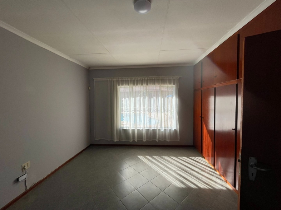 To Let 3 Bedroom Property for Rent in Fauna Park Limpopo