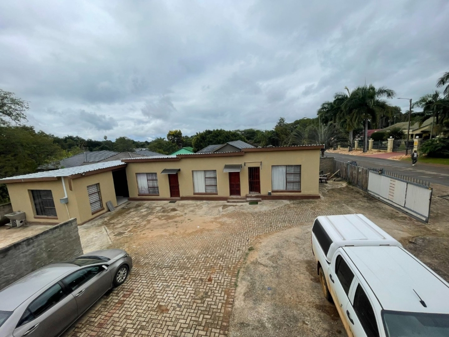 11 Bedroom Property for Sale in Aquapark Limpopo