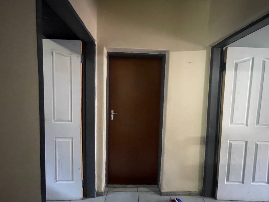 11 Bedroom Property for Sale in Aquapark Limpopo