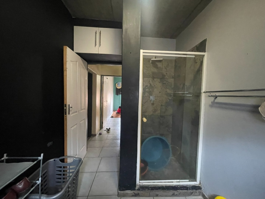 11 Bedroom Property for Sale in Aquapark Limpopo