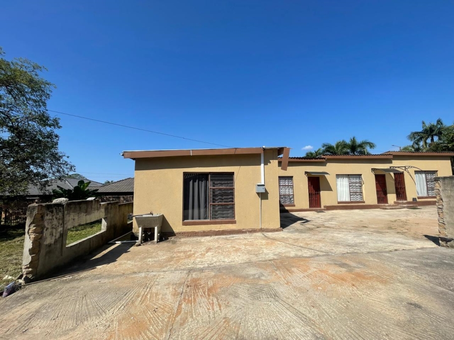 11 Bedroom Property for Sale in Aquapark Limpopo