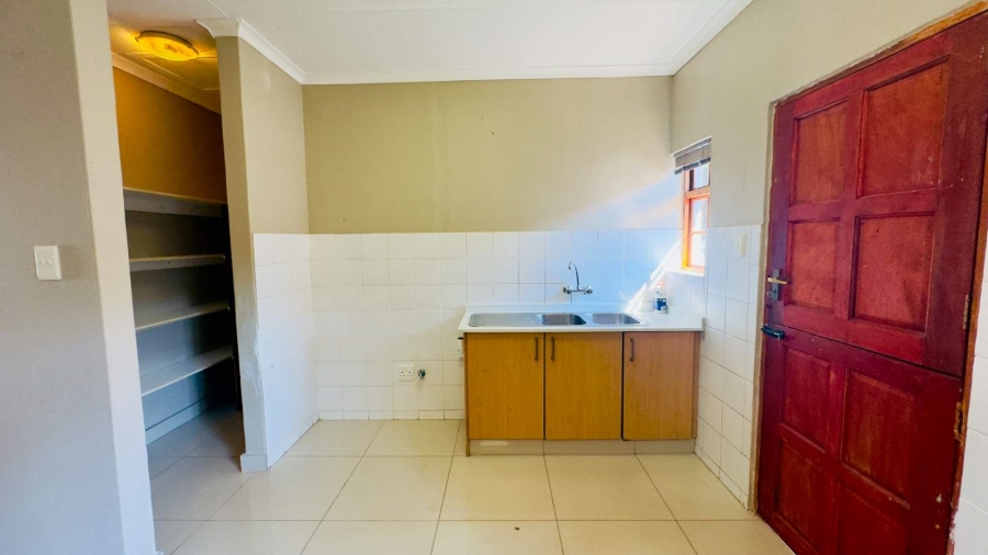 To Let 3 Bedroom Property for Rent in Bendor Limpopo