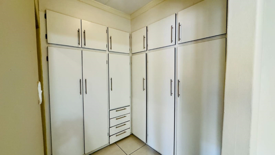 To Let 3 Bedroom Property for Rent in Bendor Limpopo